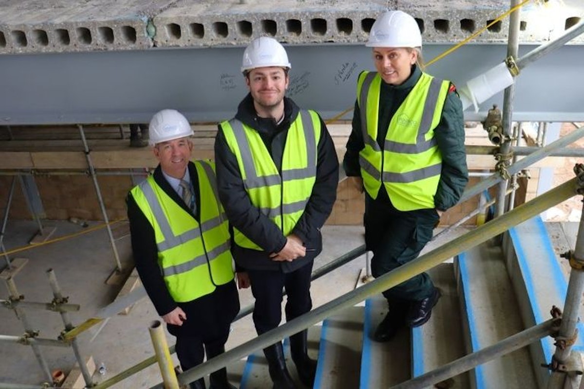 Steel signing ceremony at the new Ipswich ambulance hub